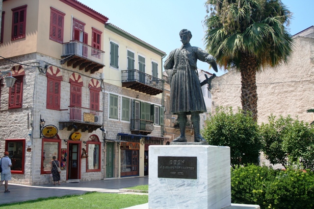 Nafplio - The old town with the statue of King Othon